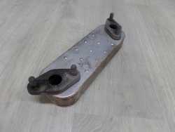 MITSUBISHI CANTER 7C18 4.9 DID 4M50 FUSO 4.9 CHLODNICZKA OLEJU 07-14