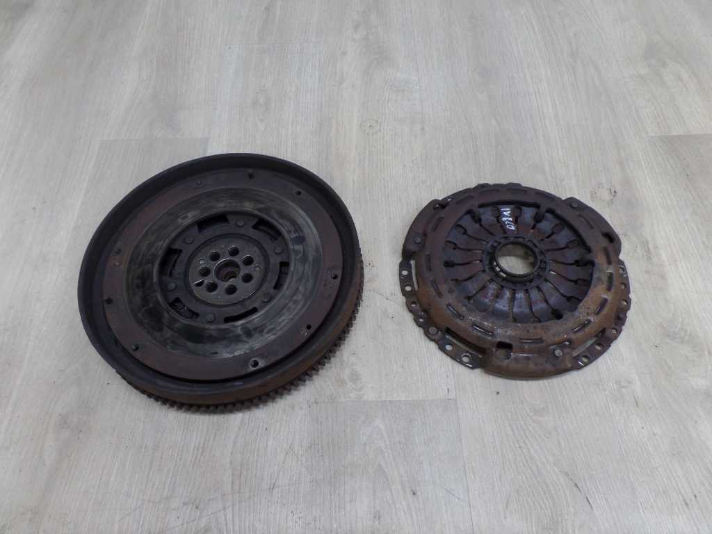IVECO DAILY IV 06-14 2.3 KOLO DWUMASOWE DOSCISK