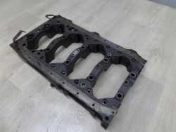 MITSUBISHI CANTER 7C18 4.9 DID 4M50 FUSO 4.9 SKRZYNIA KORBOWA PODSTAWA WALU 07-14