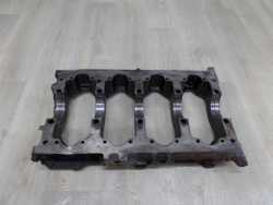 MITSUBISHI CANTER 7C18 4.9 DID 4M50 FUSO 4.9 SKRZYNIA KORBOWA PODSTAWA WALU 07-14