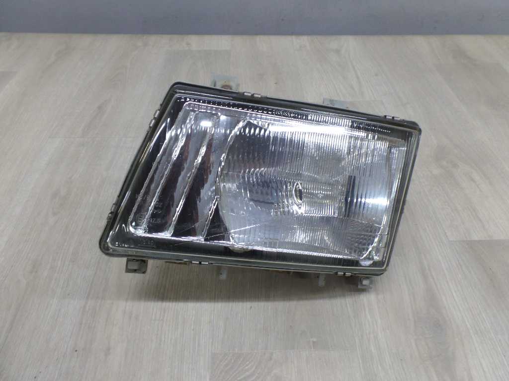 MITSUBISHI CANTER FUSO LAMPA REFLEKTOR PRZOD LEWA UK 89311312 24V MK486499 07-12 UK