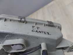 MITSUBISHI CANTER FUSO LAMPA REFLEKTOR PRZOD PRAWA UK 89311322 24V MK486500 07-12 UK