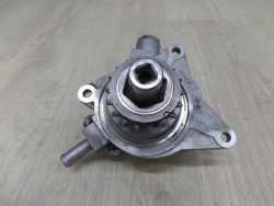 NISSAN CABSTAR MAXITY NT400 2.5 POMPA PODCISNIENIA WACUM VACUM 14650-EB300 07-18