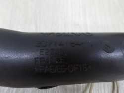 VOLVO XC90 2.4 D5 RURA PRZEWOD POWIETRZA INTERCOOLERA 30714184 06-