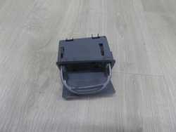 IVECO DAILY IV LIFT 06-14 UCHWYT NA KUBEK NA NAPOJ 3802682