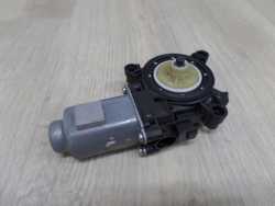 HYUNDAI I30 III HB 17-21 ZAMEK DRZWI LEWY PRZOD 81310-G3040