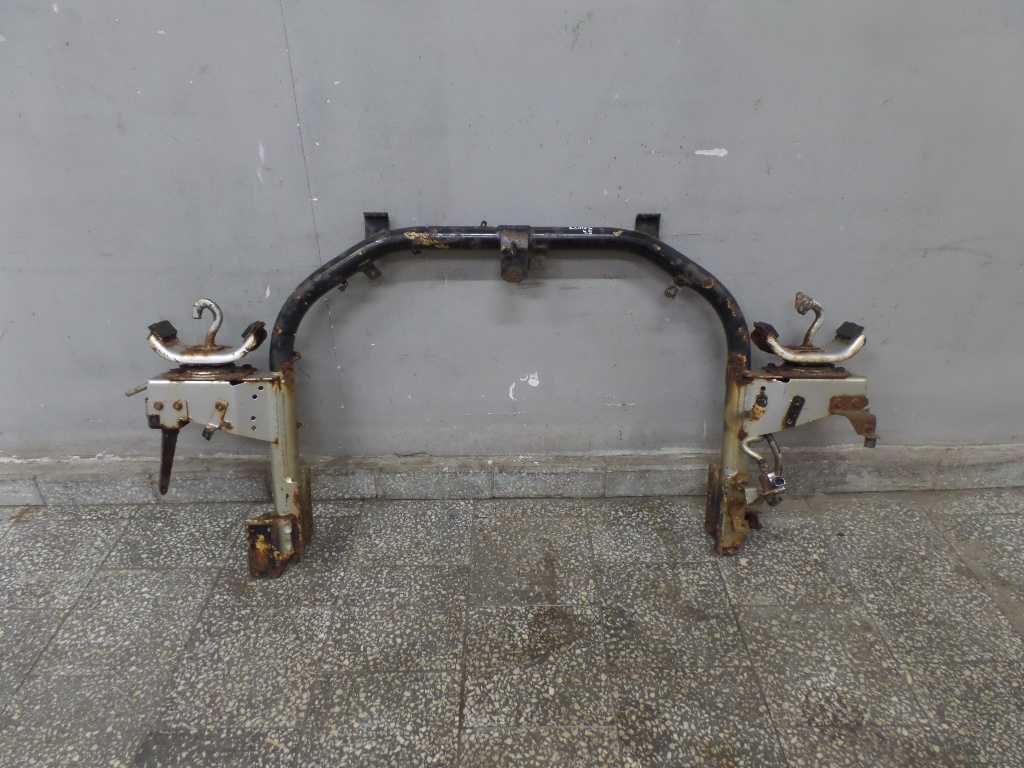MITSUBISHI CANTER FUSO 7C18 BELKA ZAMEK PODPORA KABINY 07-12