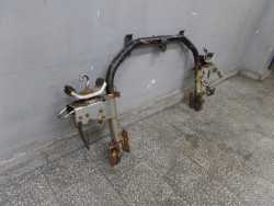 MITSUBISHI CANTER FUSO 7C18 BELKA ZAMEK PODPORA KABINY 07-12