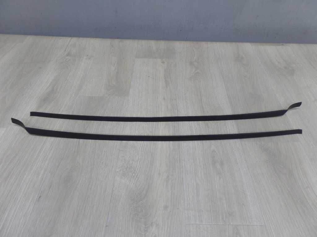 VW PASSAT B5 96-00 LISTWA ZGARNIAJACA USZCZELKA 3B0854327