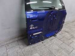 TOYOTA RAV4 II KLAPA DRZWI BAGAZNIKA TYL 01-05 8M6 5D