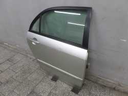 TOYOTA COROLLA E12 SEDAN DRZWI TYL PRAWY 1C0 02-07