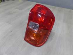TOYOTA RAV4 II LAMPA TYLNA TYL PRAWA 00-03