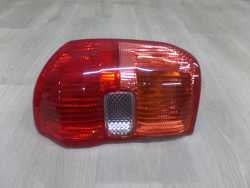TOYOTA RAV4 II LAMPA TYLNA TYL PRAWA 00-03