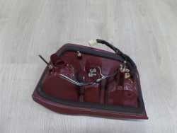 TOYOTA RAV4 II LIFT LAMPA TYLNA TYL LEWA 03-05