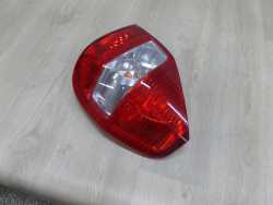 HONDA JAZZ 02-08 LAMPA TYL PRAWA