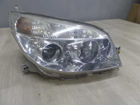 DAIHATSU TERIOS II LAMPA REFLEKTOR PRZOD PRAWA STANLEY UK 06-16