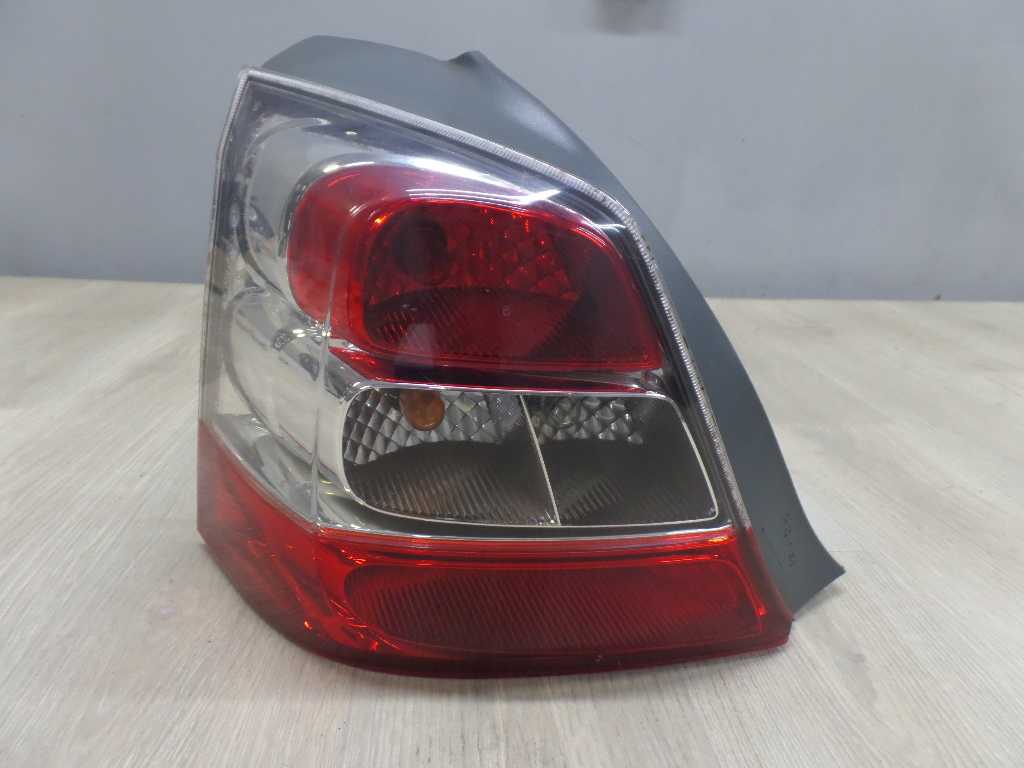 HONDA CIVIC VII LIFT 5D LIFT LAMPA TYL LEWA 04-06