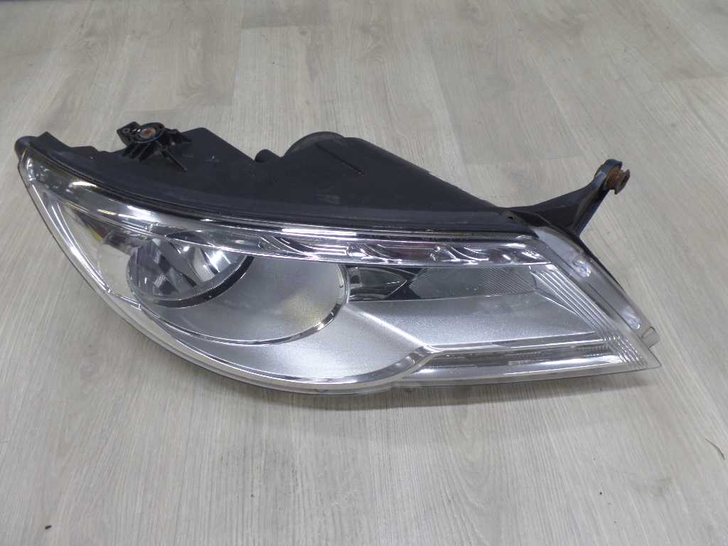 VW TIGUAN 5N 07-11 LAMPA REFLEKTOR PRZOD PRAWY 5N2941032G UK