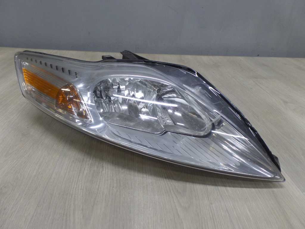 FORD MONDEO MK4 IV LAMPA REFLEKTOR PRZOD PRAWY UK 07-10 7S71-13W029-BK