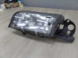 VOLVO S80 LAMPA REFLEKTOR LEWY PRZOD 98-06 8693541 UK