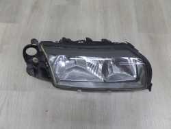 VOLVO S80 LAMPA REFLEKTOR PRAWY PRZOD 98-06 8620667 UK