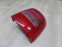 AUDI A4 B5 LIFT FL KOMBI LAMPA TYLNA PRAWA 8D9945096C 99-01