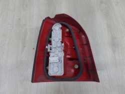 AUDI A4 B5 LIFT FL KOMBI LAMPA TYLNA PRAWA 8D9945096C 99-01