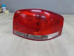 AUDI A3 8P 3D S-LINE LAMPA TYLPRAWA 8P0945096A 03-08