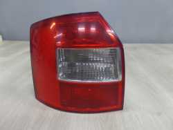 AUDI A4 B6 KOMBI LAMPA TYLNA TYL LEWA 8E9945095A 01-04