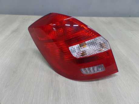 SKODA FABIA II LIFT KOMBI 11-14 LAMPA TYL LEWA