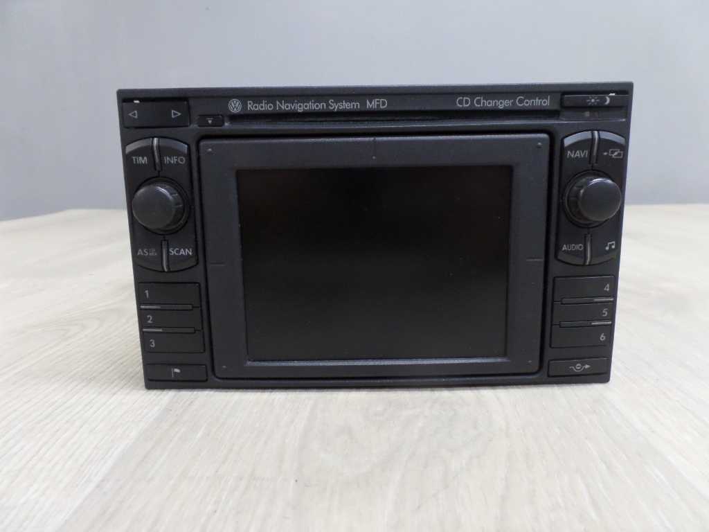 VW PASSAT B5 GOLF IV T4 RADIO CD NAVI MFD 3B0035191G