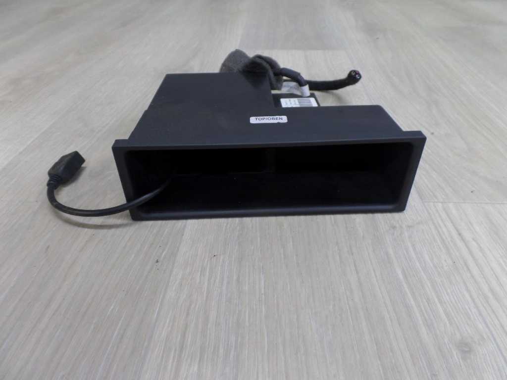 AUDI A3 8P INTERFACE ZLACZE USB 8E0857925C 03-09
