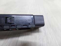 HYUNDAI SANTA FE II LIFT 09- PRZYCISK WLACZNIK PRZECIWMGIELNYCH PRZOD 202002962