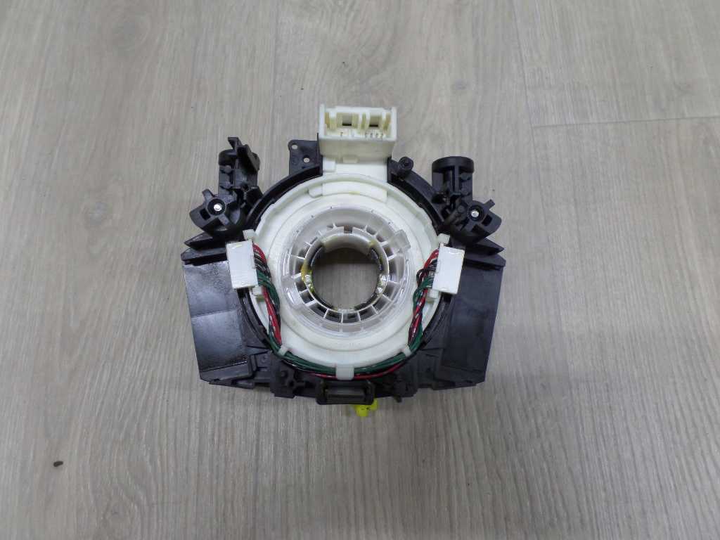NISSAN X-TRAIL T31 TASMA ZWIJAK PODUSZKI AIRBAG MULTIFUNKCJA  08-13