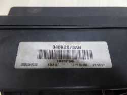 JEEP GRAND CHEROKEE WK SKRZYNKA BEZPIECZNIKOW 04692073AB 05-10