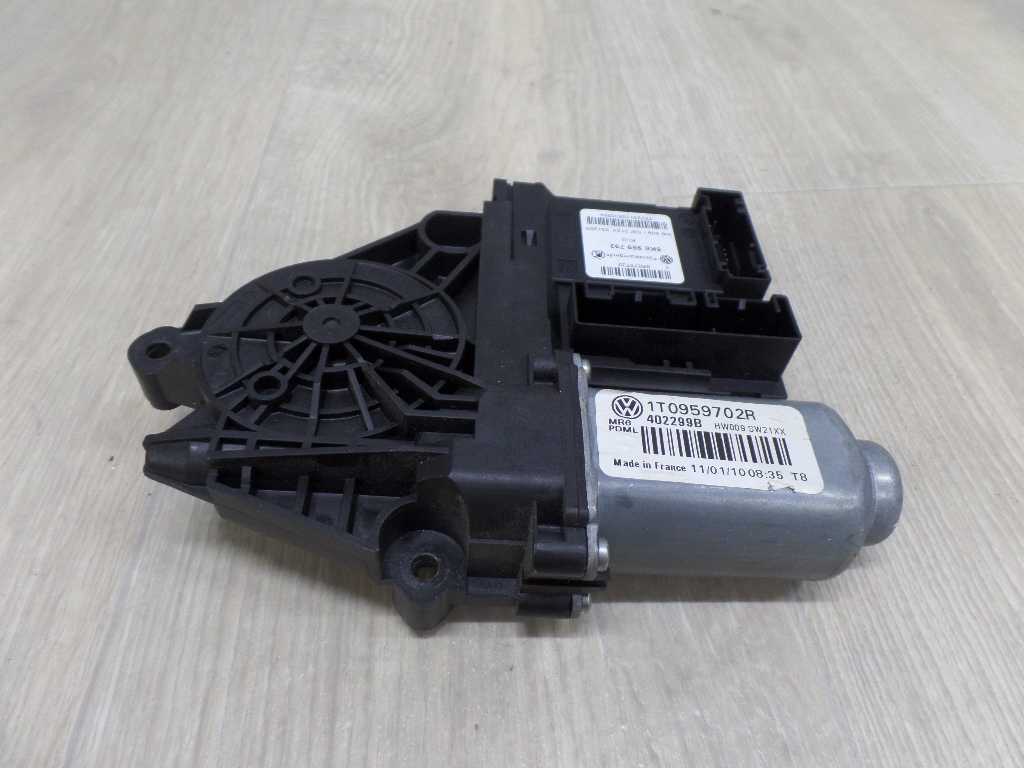 VW TIGUAN 5N0 SILNICZEK  SZYBY 5K0959792 1T0959702R 07-11