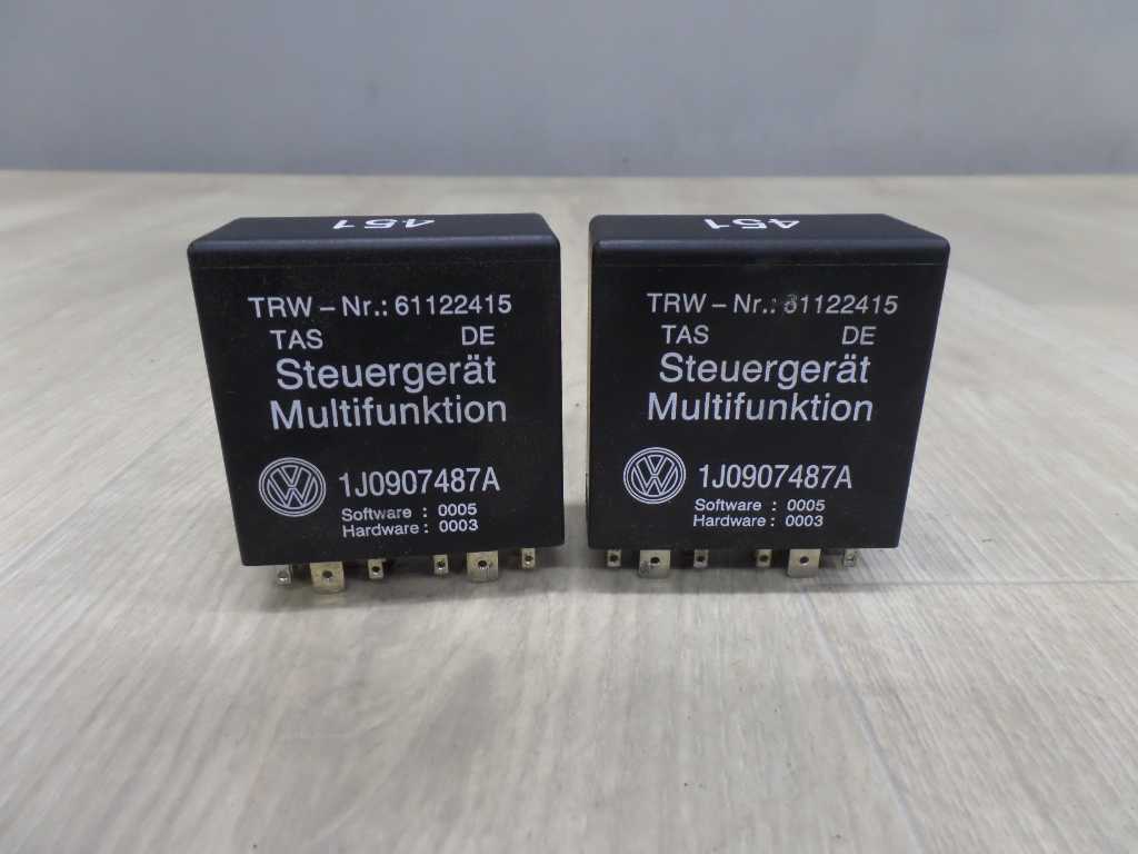VW SKODA PRZEKAZNIK 451 MULTIFUNKCJI 1J0907487A