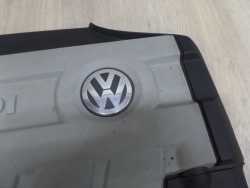 VW 2.0 TDI POKRYWA OSLONA SILNIKA 03L103925