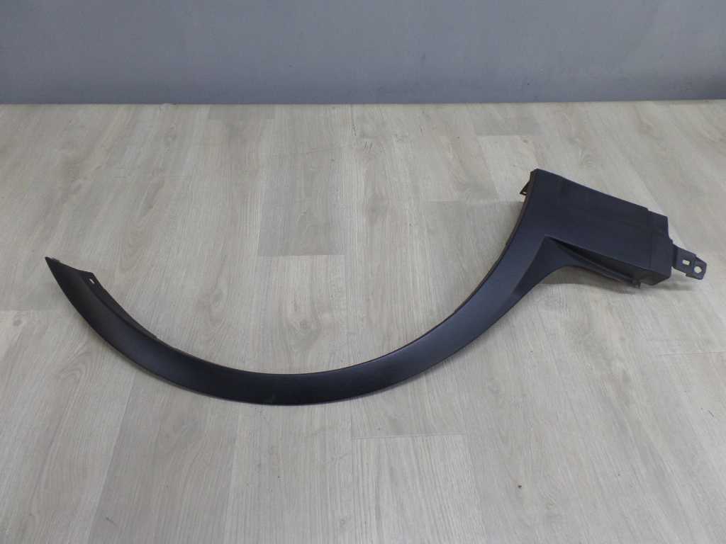BMW X3 E83 LIFT LISTWA NAKLADKA BLOTNIKA PRZOD PRAWY 51773405818 06-10