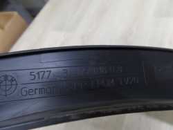BMW X3 E83 LIFT LISTWA NAKLADKA BLOTNIKA PRZOD PRAWY 51773405818 06-10