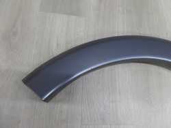 DAIHATSU TERIOS II LISTWA NAKLADKA BLOTNIKA LEWY PRZOD 75602-B4020 06-16