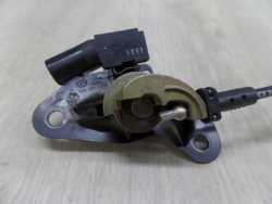 AUDI A4 B6 PASSAT B6 JETTA 05- ZAMEK KLAPY BAGAZNIKA WKLADKA 1T0827573 4F5827505C
