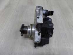 JEEP GRAND CHEROKEE 3.0 D POMPA WTRYSKOWA 6420700201 0445010095