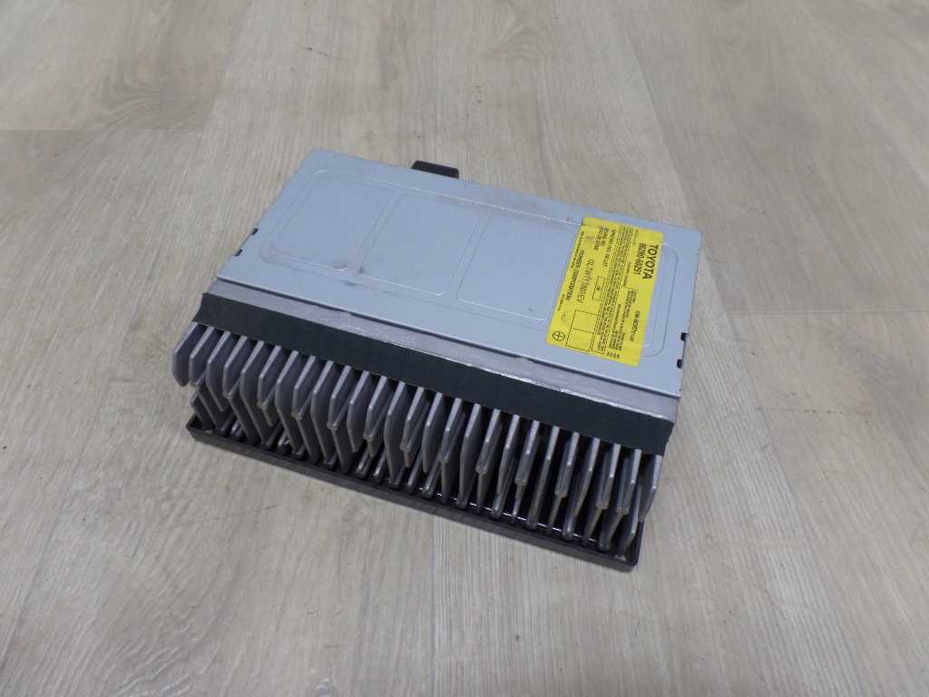 TOYOTA LEXUS WZMACNIACZ AUDIO 86280-60291