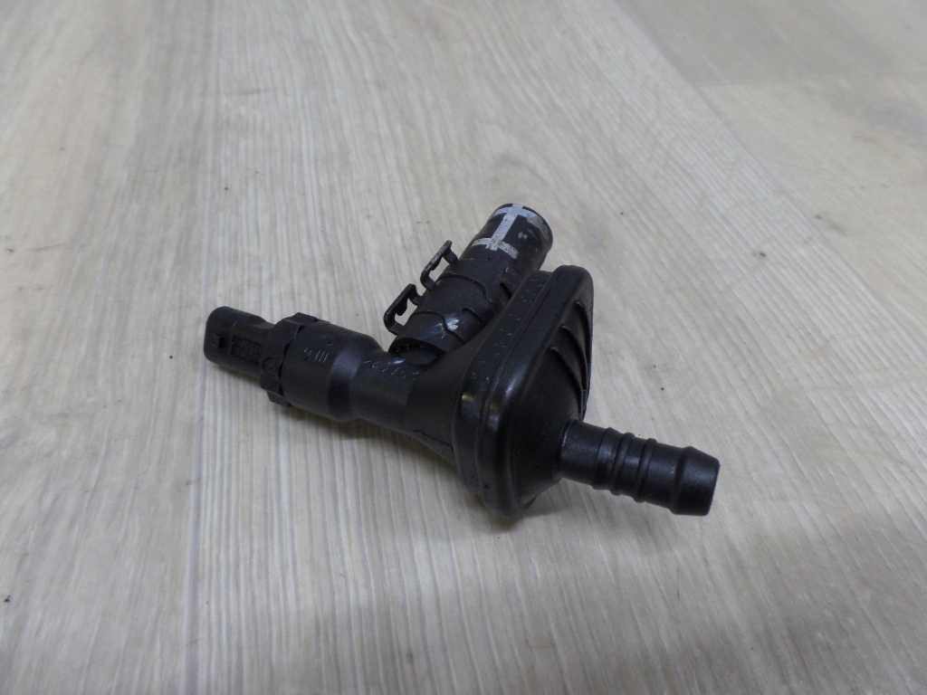 VW TIGUAN 2.0 TDI 07-16 CZUJNIK TEMPERATURY PALIWA 03L919824C
