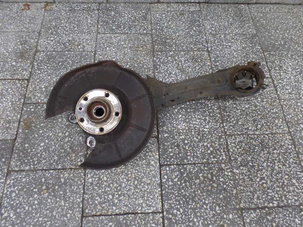 VOLVO S80 V70 III AWD XC70 07- 14 PIASTA ZWROTNICA WAHACZ TYL LEWY