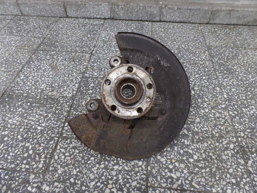 VOLVO S80 V70 III T6 XC70 07- 14 PIASTA ZWROTNICA PRZOD LEWY