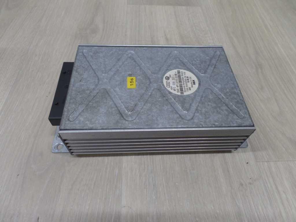 AUDI A6 C6 WZMACNIACZ RADIA AUDIO 4F0035223 4F0910223B