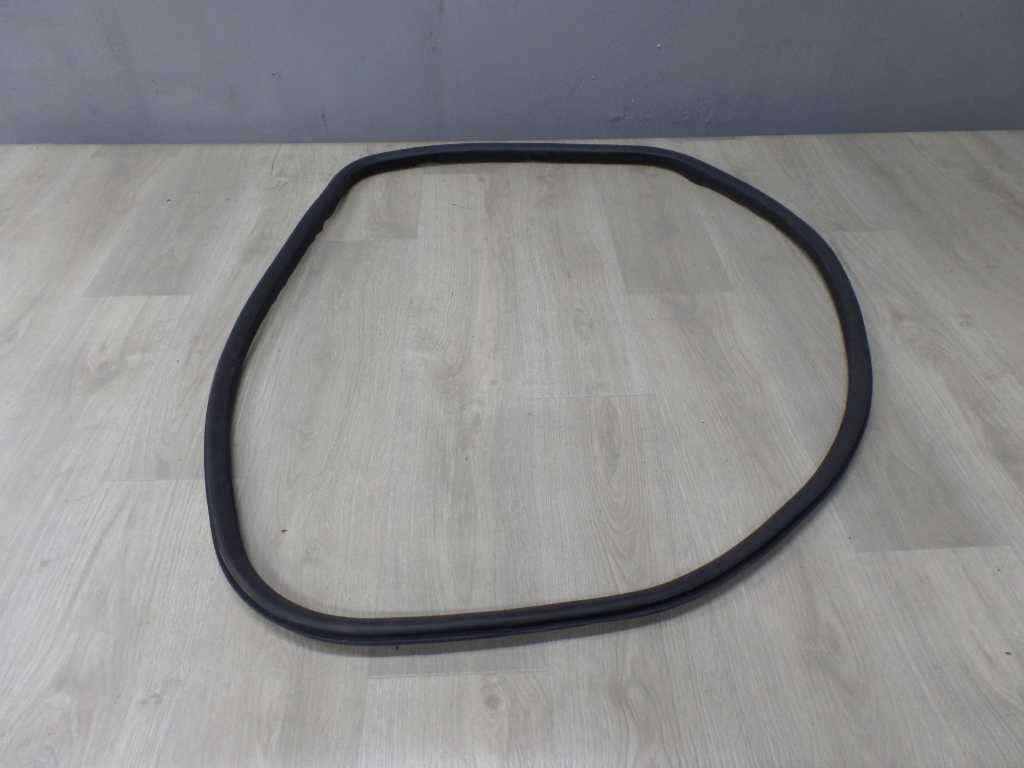 VOLVO V70 III XC70 06-13 USZCZELKA DRZWI LEWY TYL