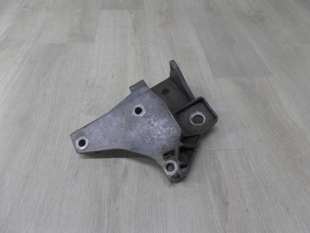 VOLVO S80 II V70 III XC70 3.0 T6 06-16 UCHWYT LAPA SILNIKA 6G92-6P096-ED